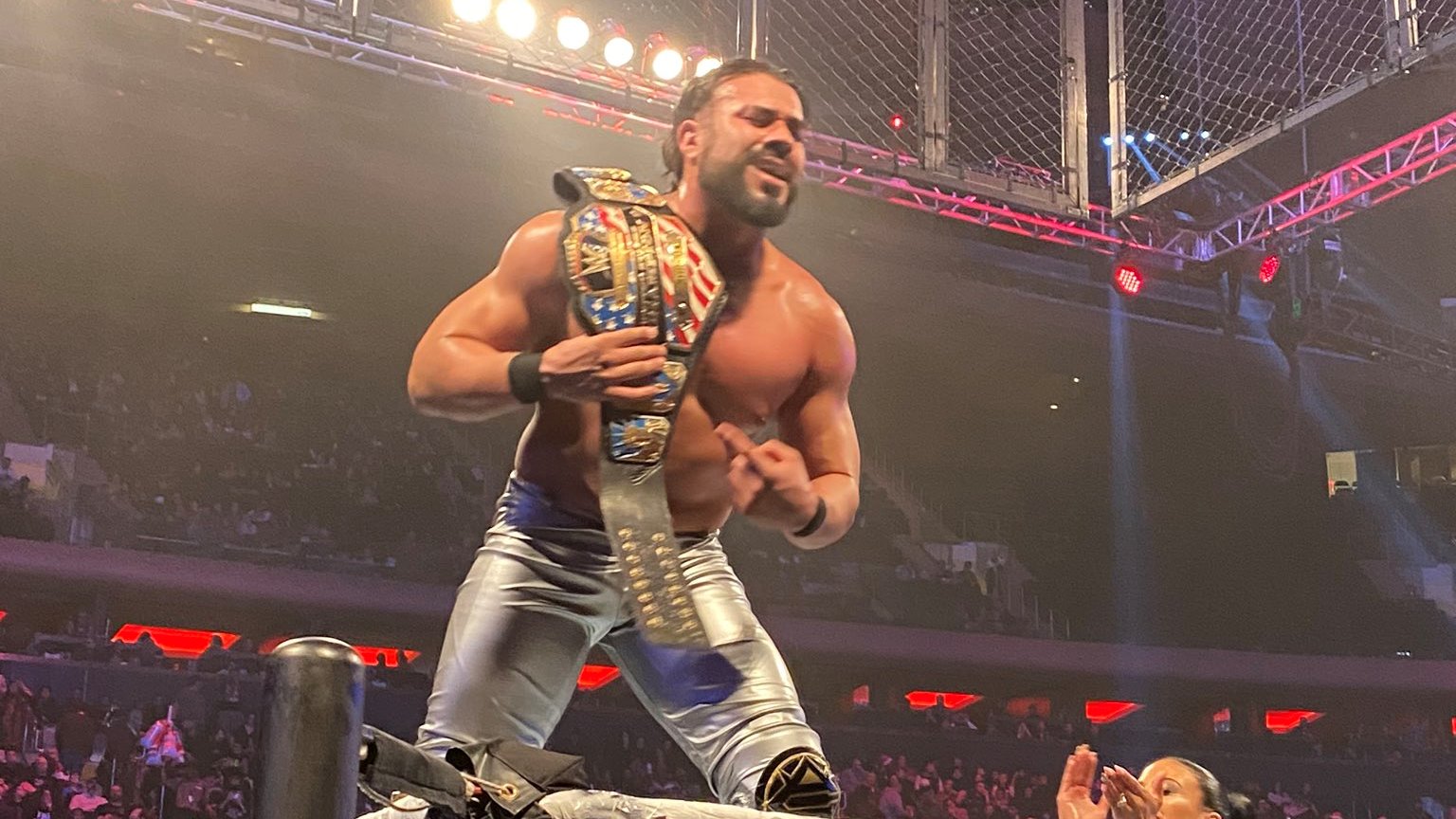 BREAKING NEWS: Andrade Captures The United States Title At WWE Live Event