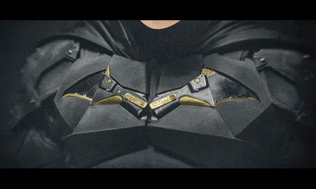The Batman On Set Leaks Reveal New Batsuit and Batcycle