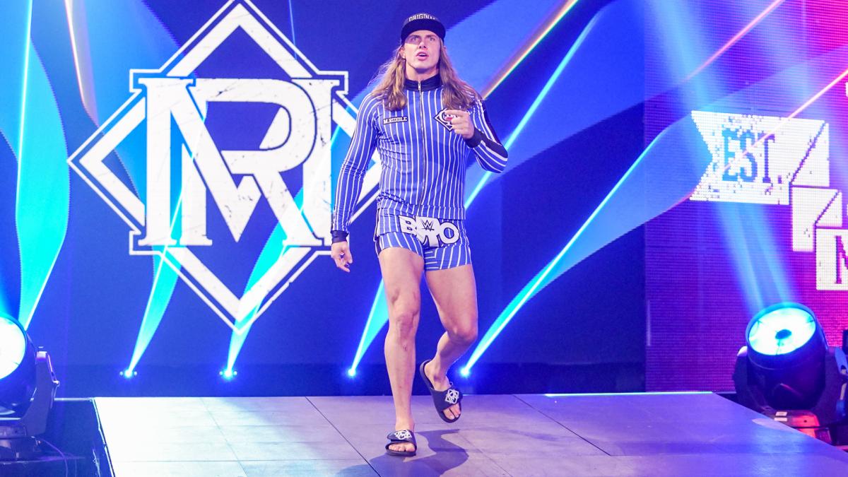 Riddle Re-Signs With WWE After Tough Negotiations