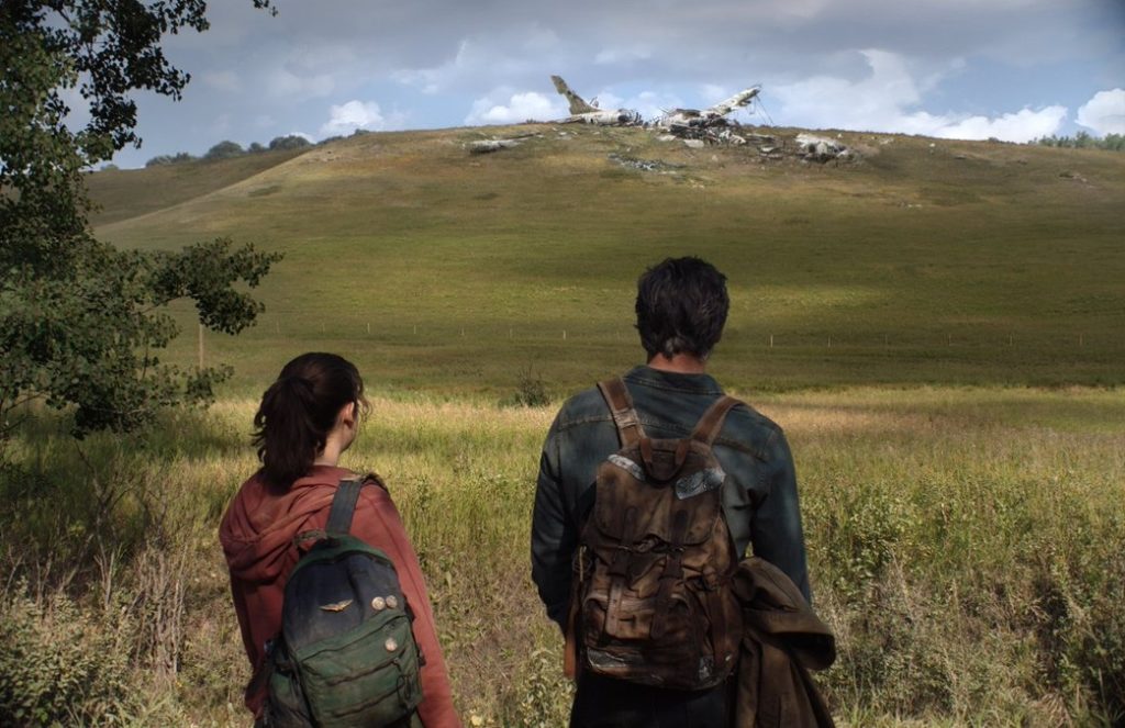 The Last of Us: 1st Look Photo Reveals Pedro Pascal and Bella Ramsey In HBO's Apocalyptic Series - The Illuminerdi