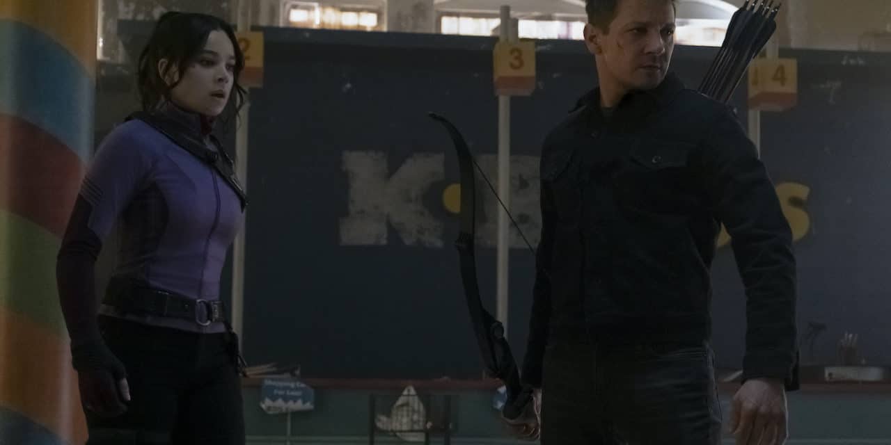 Hawkeye’s Jeremy Renner and Hailee Steinfeld Break Down the Duo’s “Complicated Relationship” In Their New Show