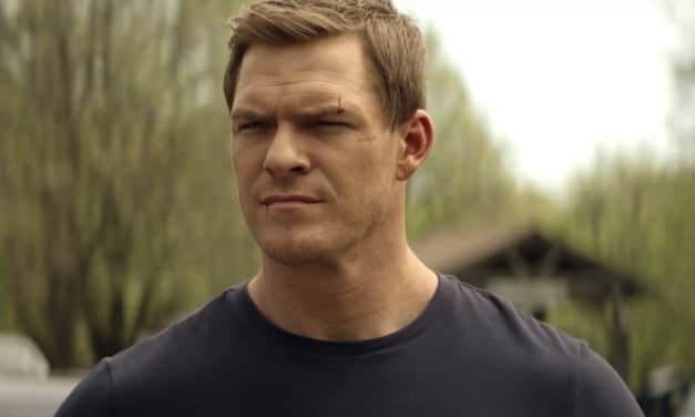 Reacher: Alan Ritchson Reveals Why Keeping The Surprising Humor Of The Original Novels Is Important