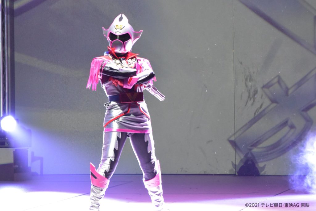 Zenkaiger G-Rosso Theater Show Adds a New Exclusive Silver Ranger - The Illuminerdi