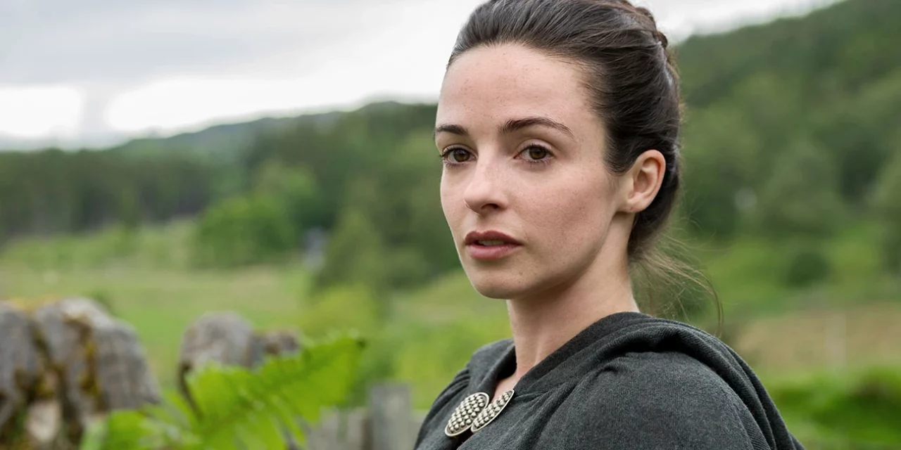 Laura Donnelly May Be Playing Elsa Bloodstone in Marvel’s Werewolf by Night Halloween Special