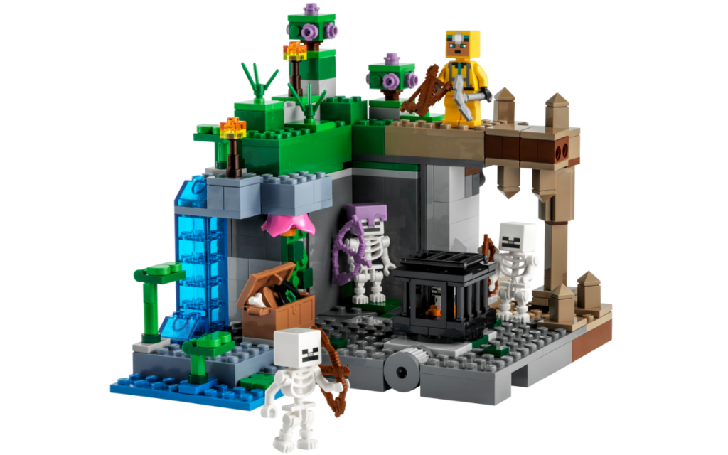 LEGO CON 2022 Minecraft The Skeleton Dungeon